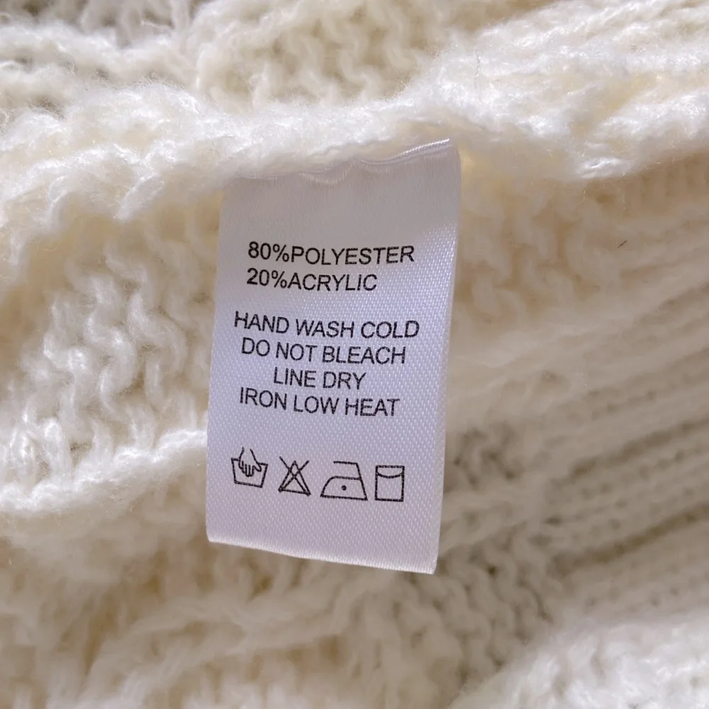 eesome • Ivory Chunky Knit Embellished Cardigan